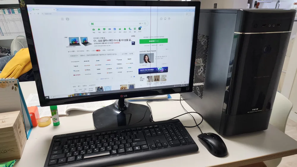 중고 컴퓨터입니다.