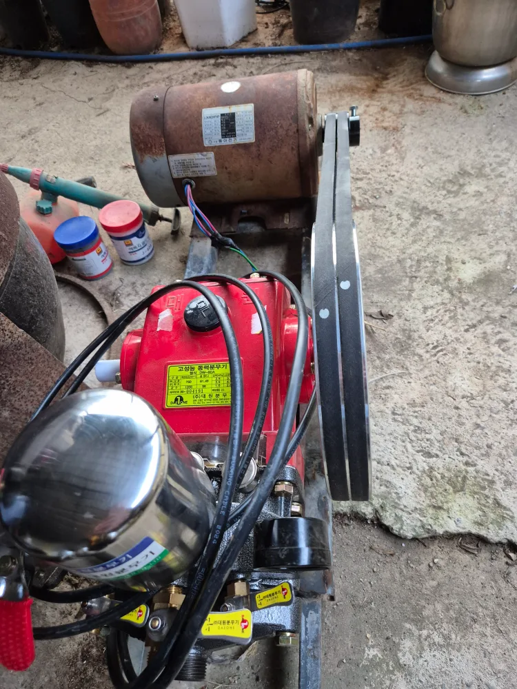 각종농약살포용기계