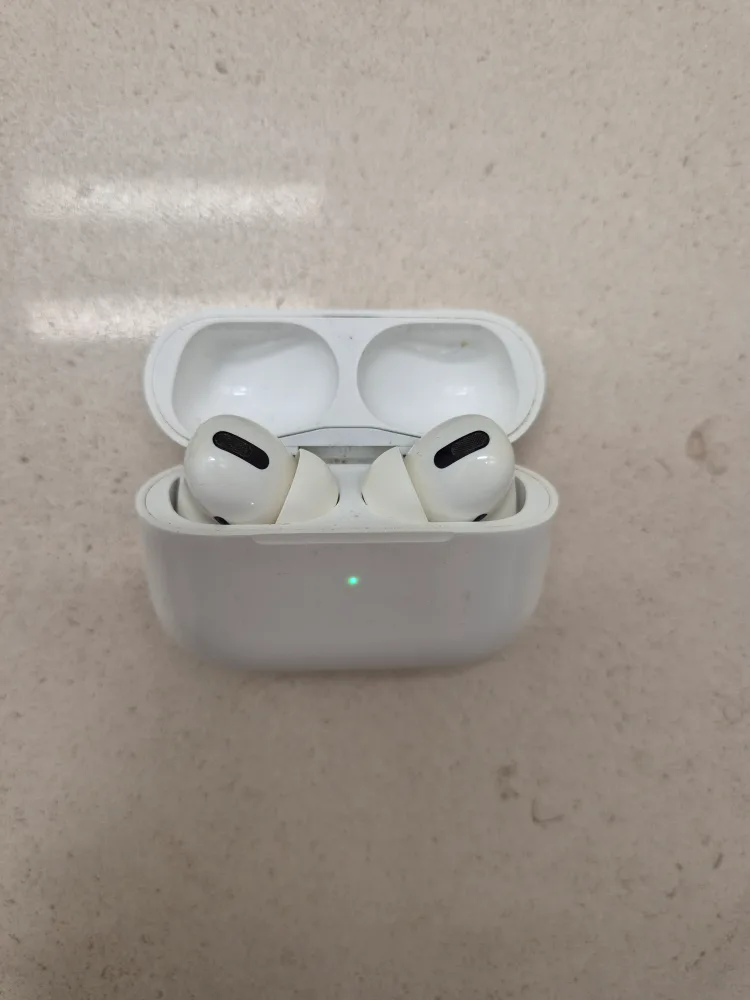 에어팟 프로1 중고 판매 (A2084)/노이즈캔슬링 안됨