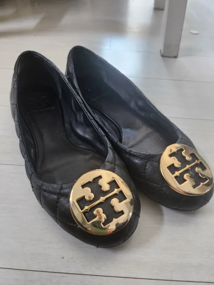 토리버치 플랫슈즈 중고225mm