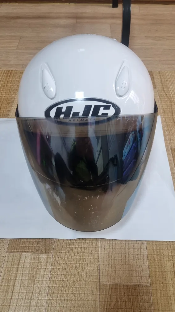 HJC 아라이 헬멧 L사이즈 중고.생활기스있음.사용.이상무