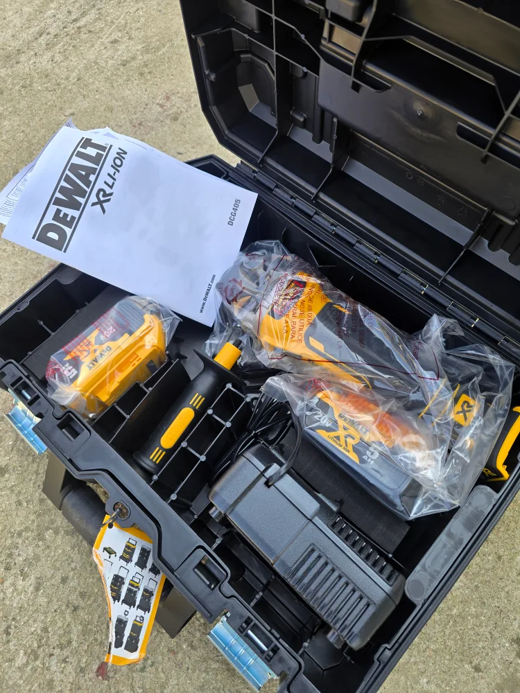 디월트 그라인더 팝니다