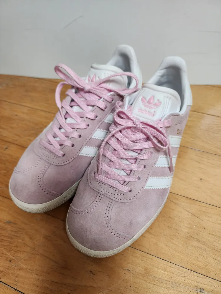 아디다스 가젤 핑크 220 중고