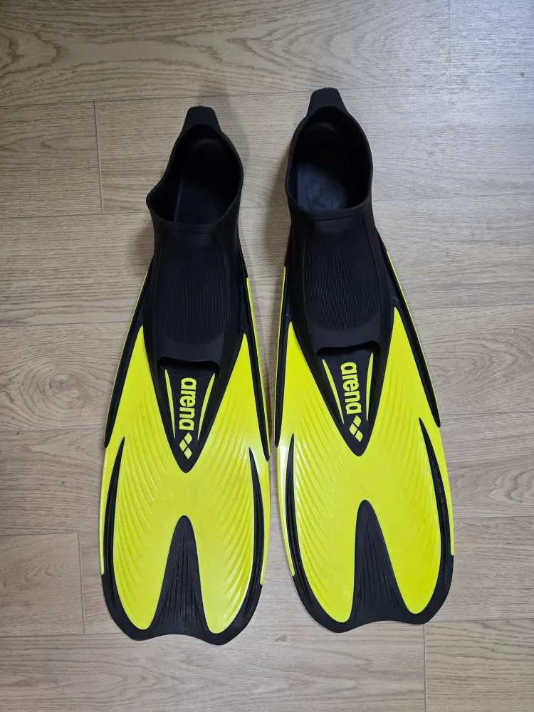 아레나 오리발 옐로우 38-39