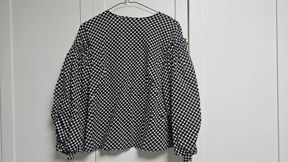 여성 봄 도트 셔츠