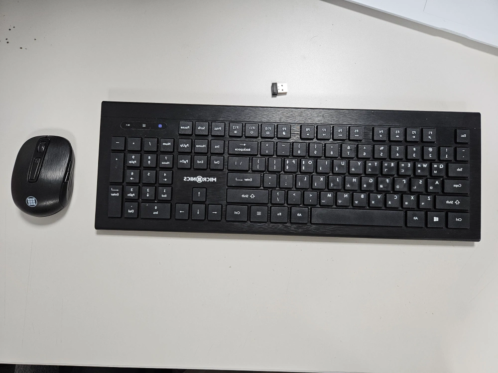 MicroNICS 무선 키보드, 마우스 세트