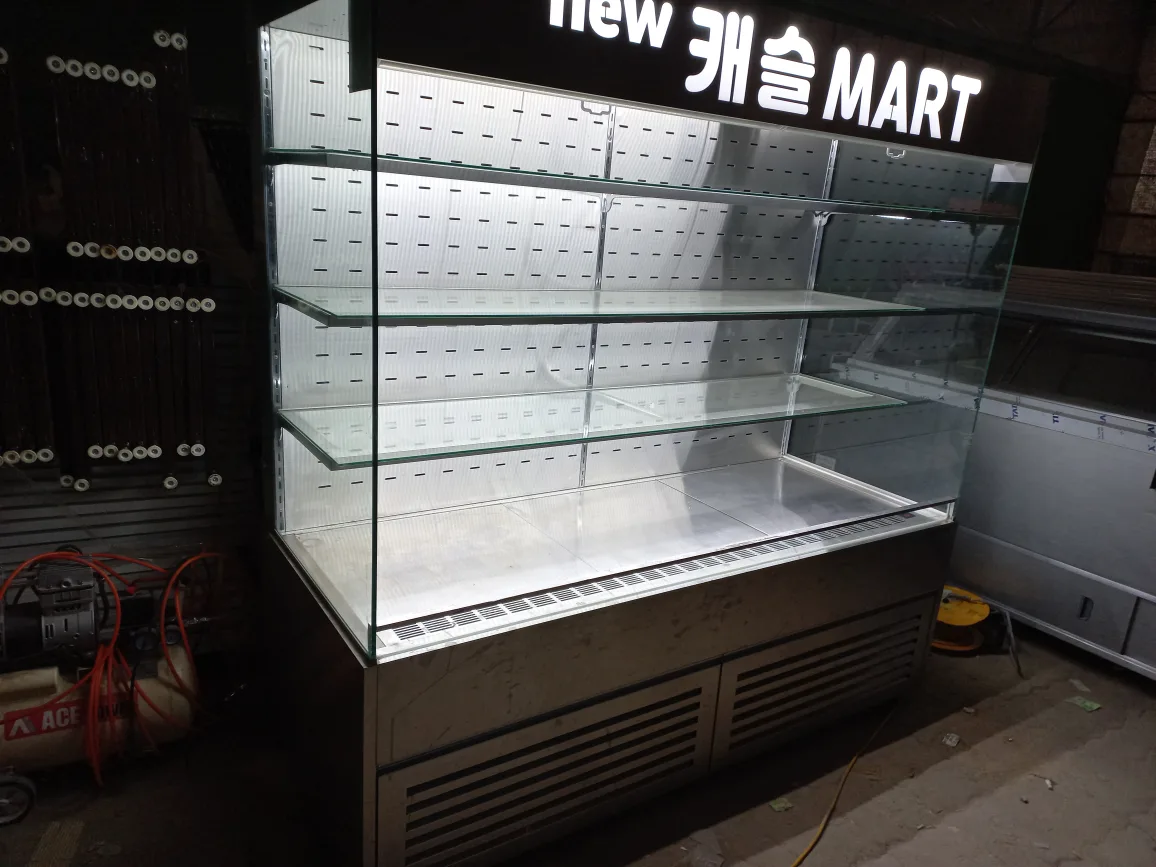 내치형 쇼케이스