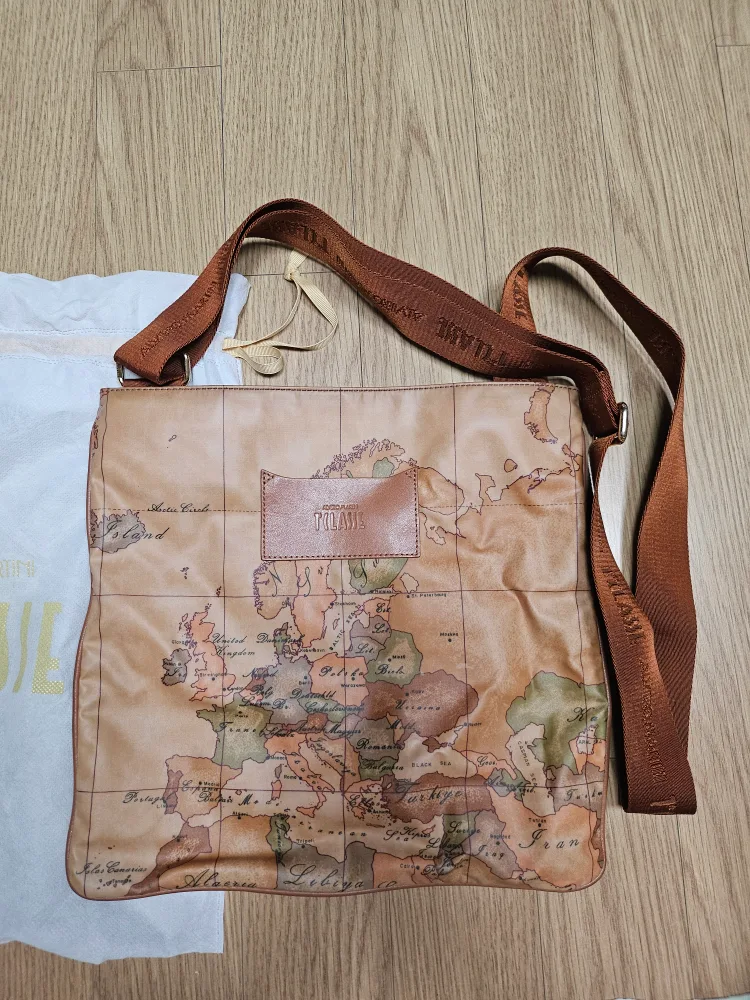 중고 프리마클라쎄  크로스백