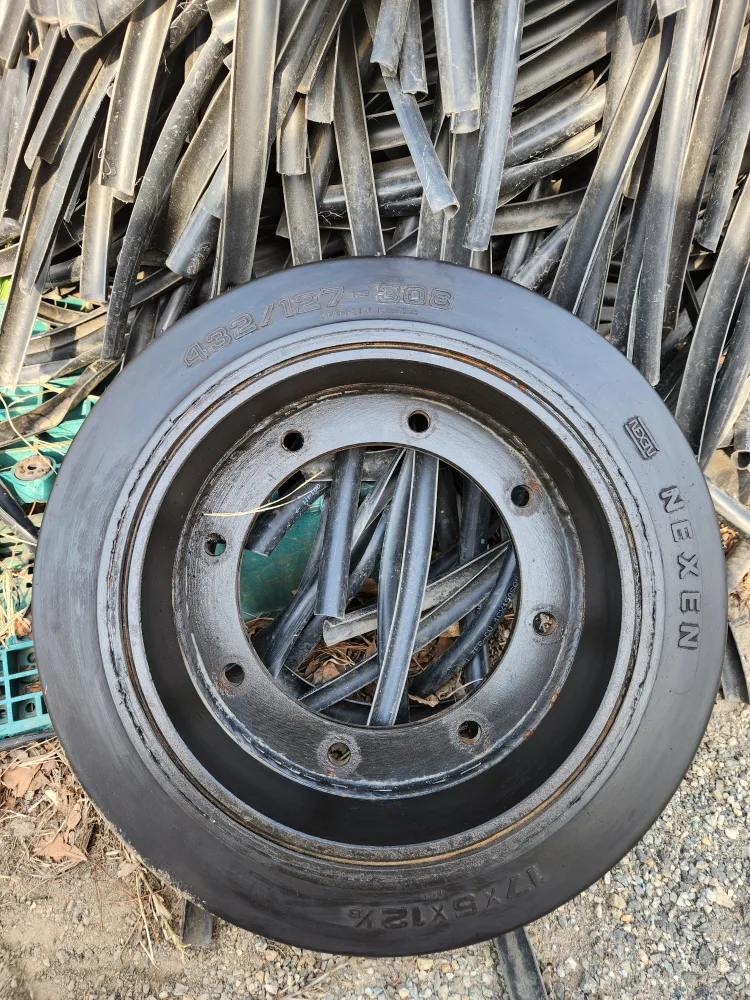 지게차 통타이어훨 팝니다