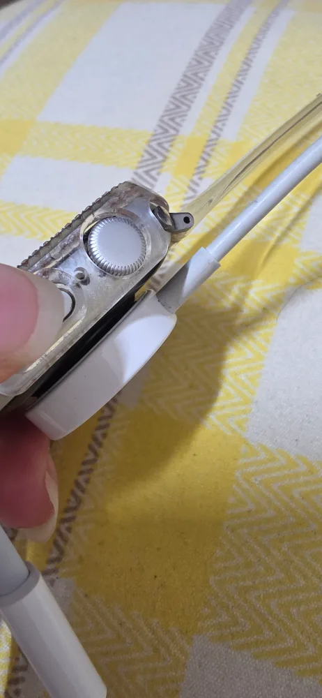 애플워치 see 40mm 중고가 판매 합니다.