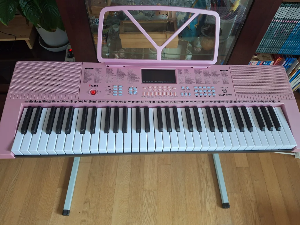 중고 전자 피아노 팔아요