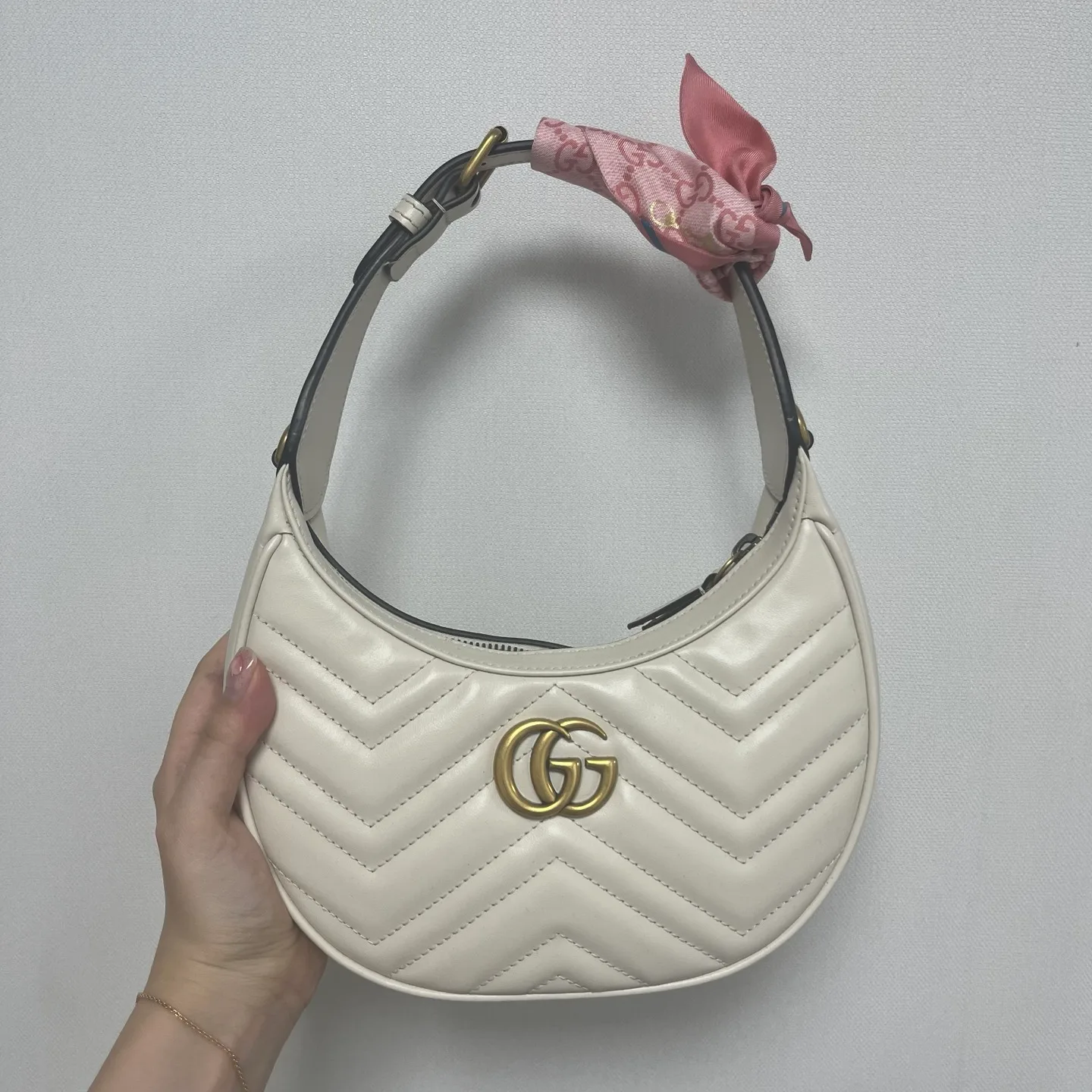 최종 가격 내림) [정품 / 인보이스 있음] 구찌 하프문백