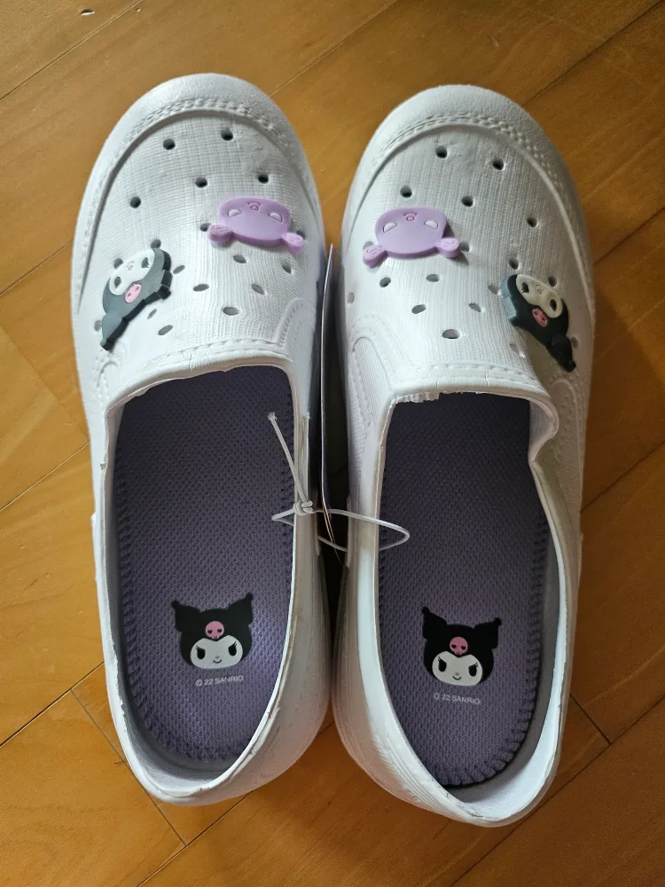 쿠로미 실내화 240 택안뗀 새것