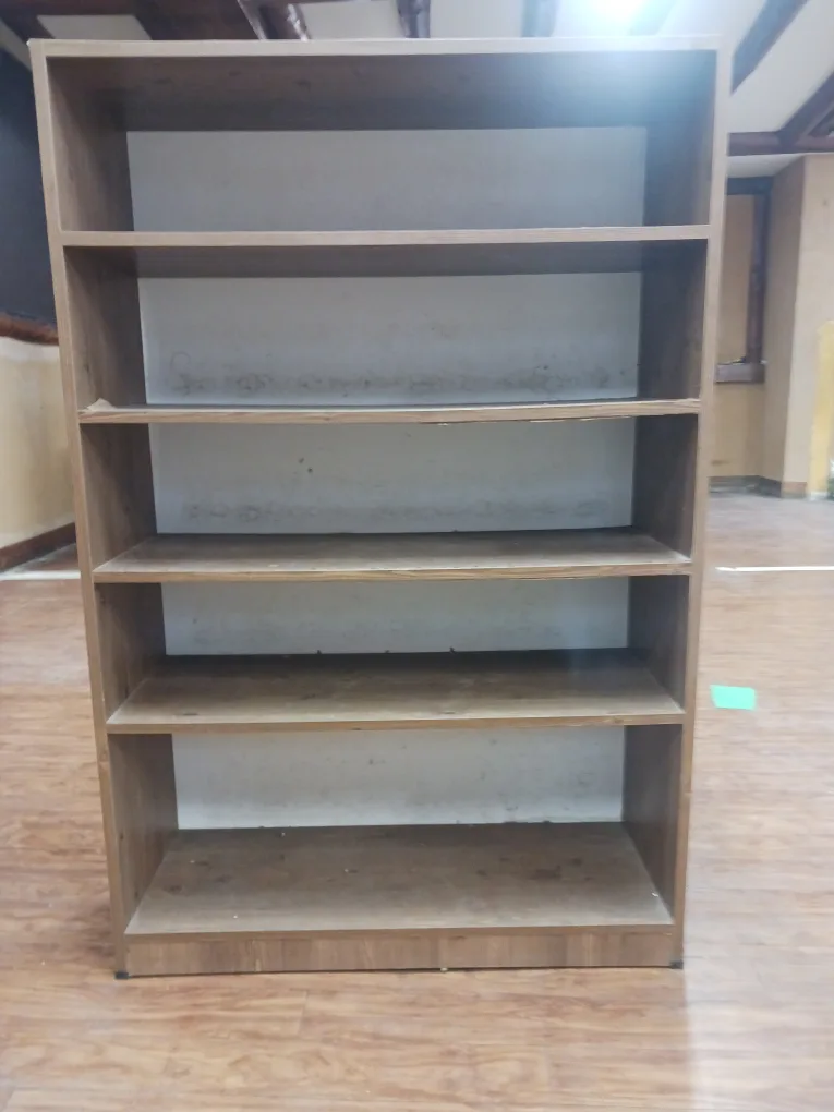 신발장 중고입니다.