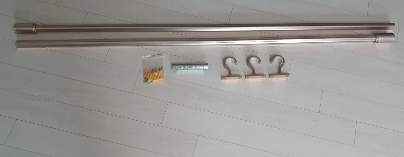 길이285cm 두꺼운 합금재질 커튼봉+브라켓,설치나사 등 포함(중고상품)