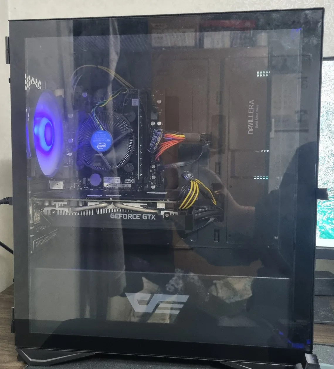 중고 게이밍컴퓨터