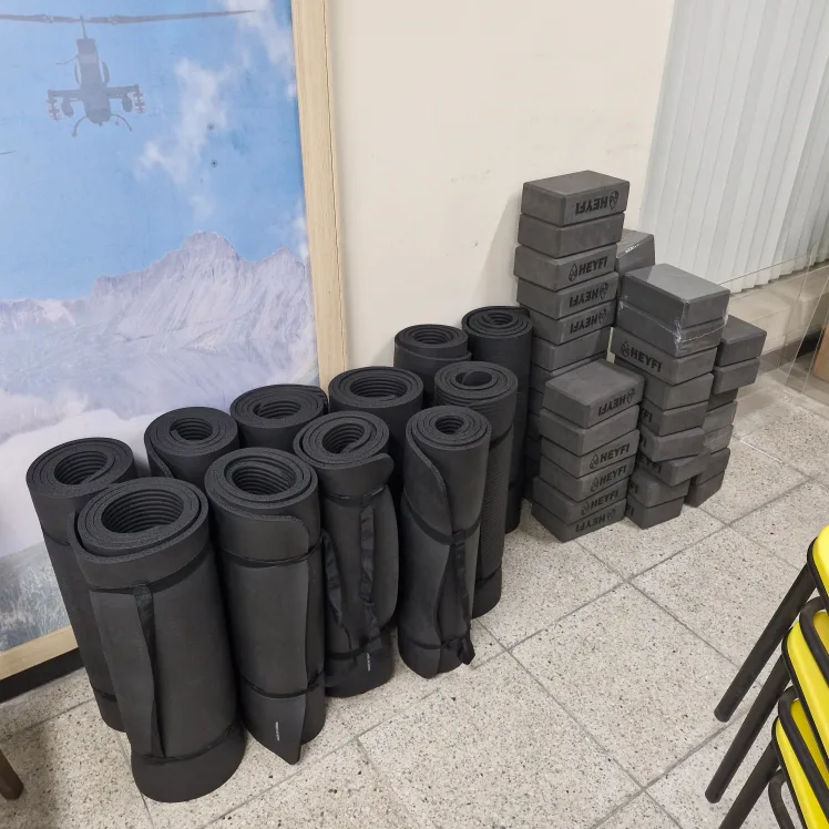 요가매트 및 블록 일괄 나눔