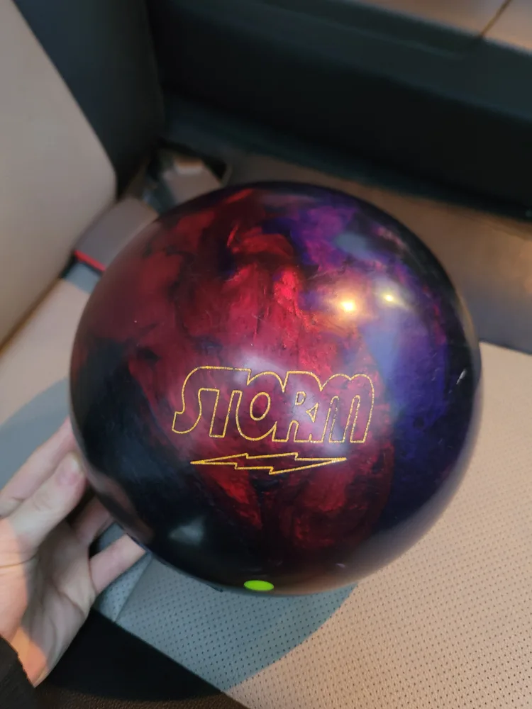 중고 볼링공 팜니다 2개일괄