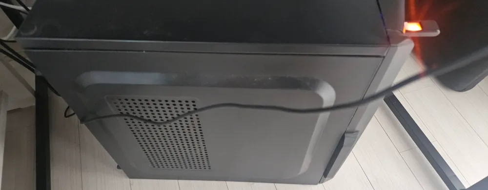 중고 본체 넘겨요