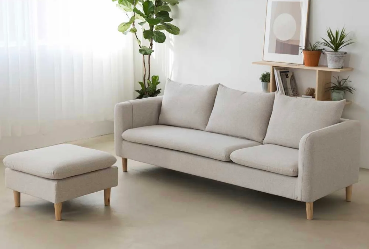 (중고) 패브릭 소파 3인용 세트 (쿠션3개랑 스툴포함)