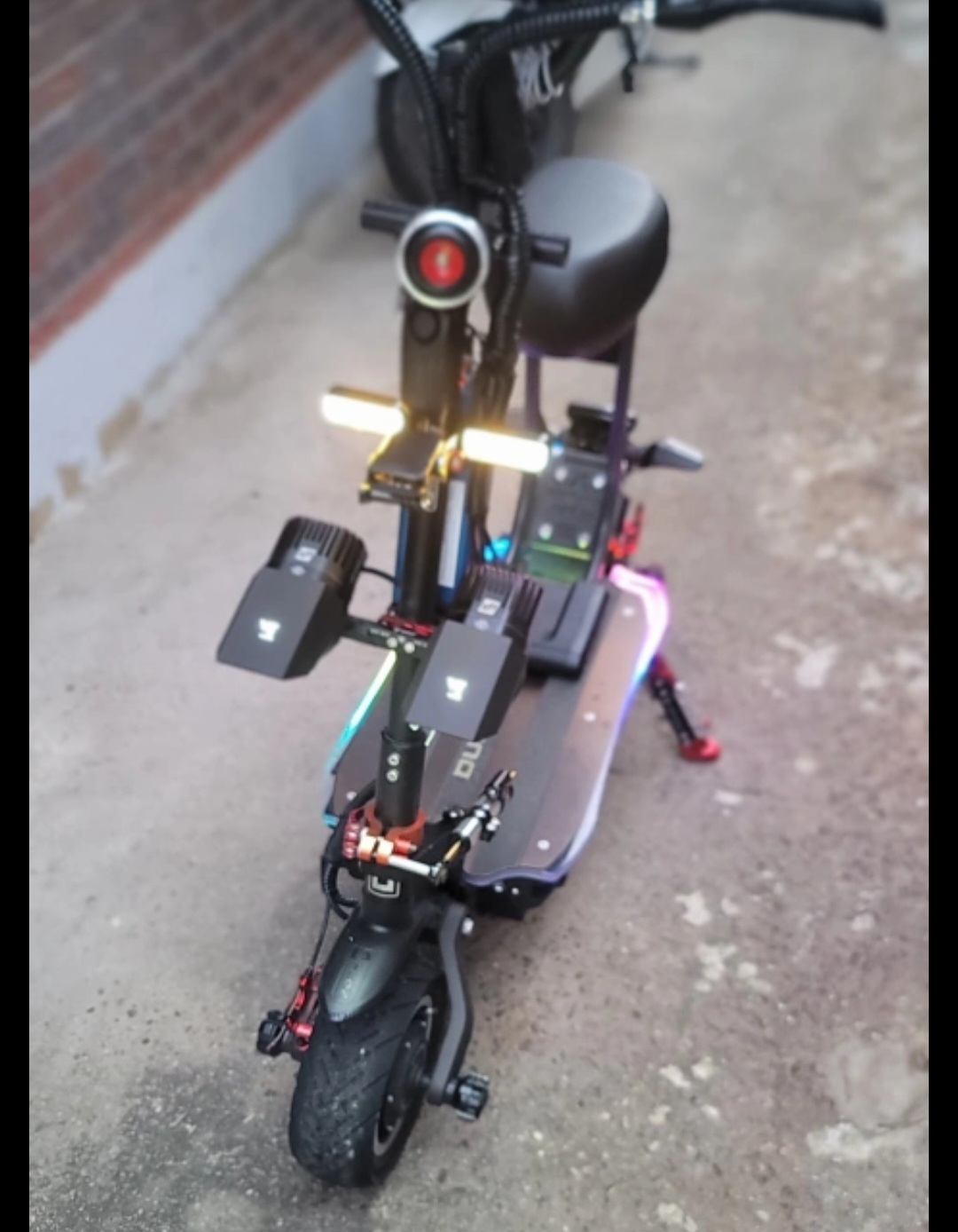 듀얼트론 전동킥보드 팝니다