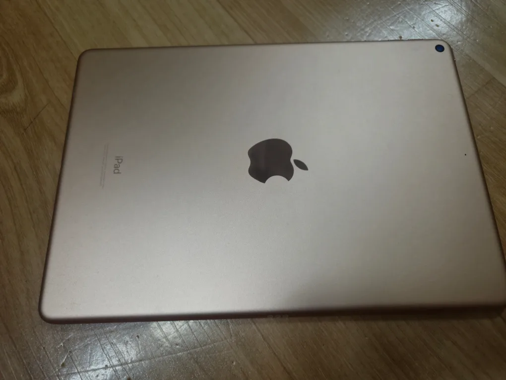 (개봉후 테스트만해본 새제품) 아이패드 3세대 에어 64기가 핑크 (고급필름부착) + 애플펜슬 + 케이스