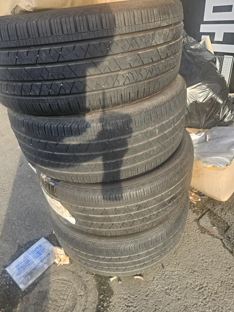 컨티넨탈 255-45-20 중고타이어 판매합니다