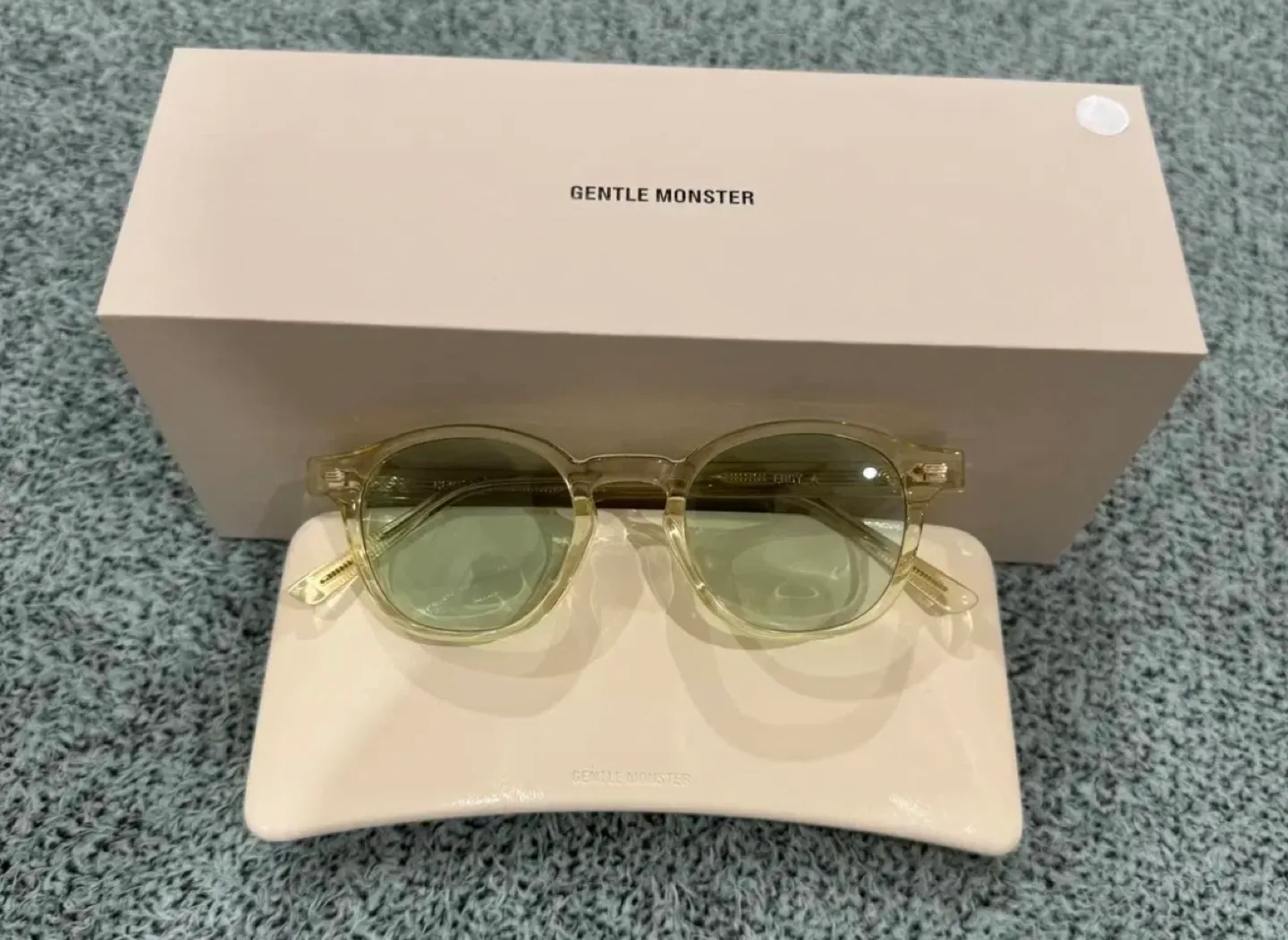 젠틀몬스터 에디 a-c2 중고