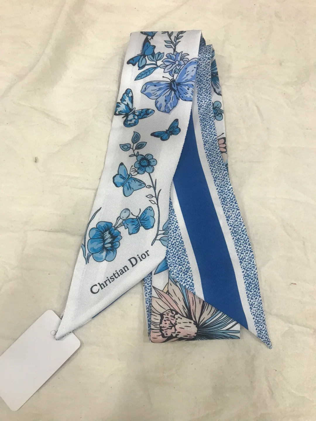 디올 블루 블루 스카프