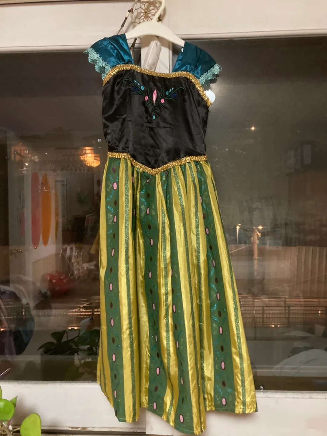 겨울왕국 안나 드레스