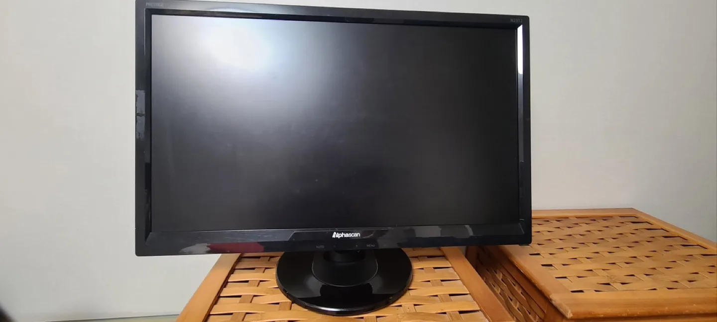 컴퓨터 모니터 알파스캔 23인치 (~4/11)