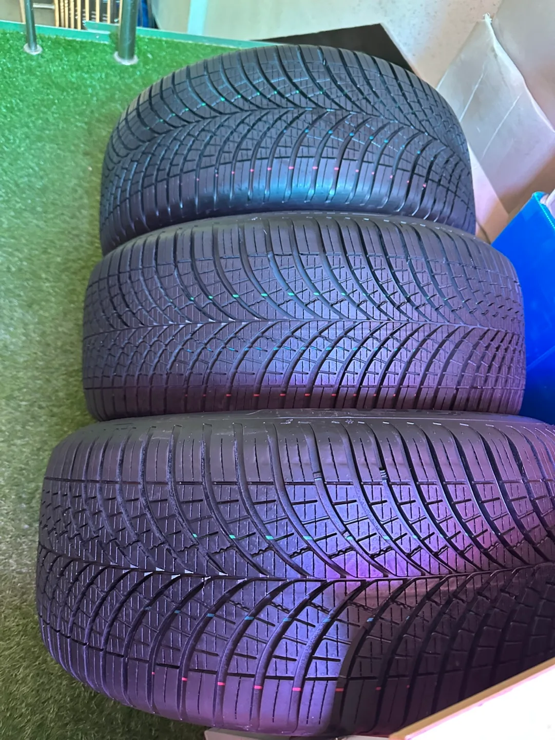 굿이어 중고 타이어 1짝 판매 245/45R18 100Y