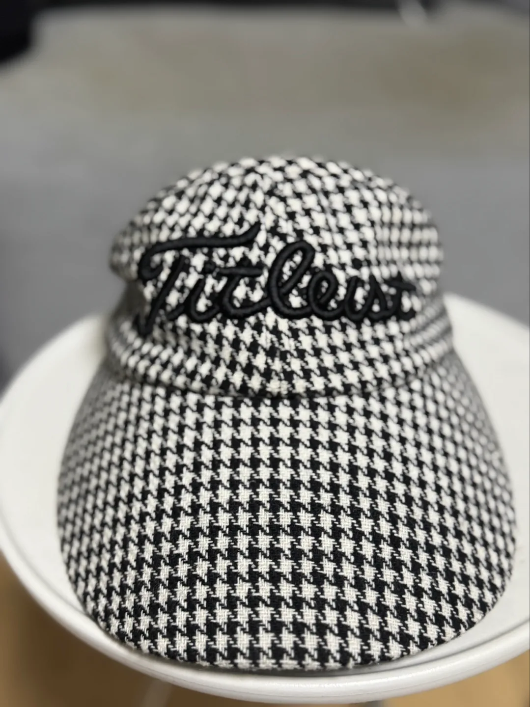 중고 타이틀리스트 골프 여성 바이저 모자