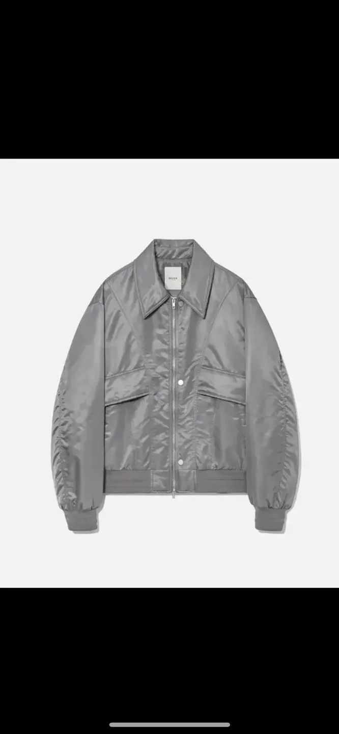 벨리에 엔트런스 익스클루시브 써큘러 봄버 자켓 M