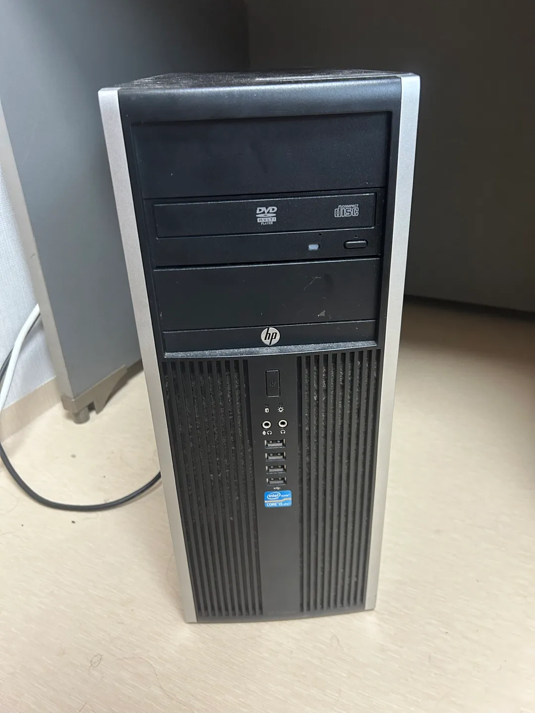 HP 컴팩 8300 데스크탑