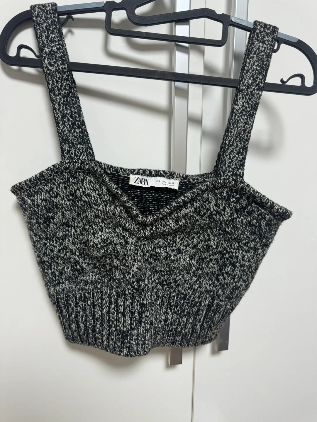 자라 니트 크롭탑 S 새거 판매합니다 💕💕