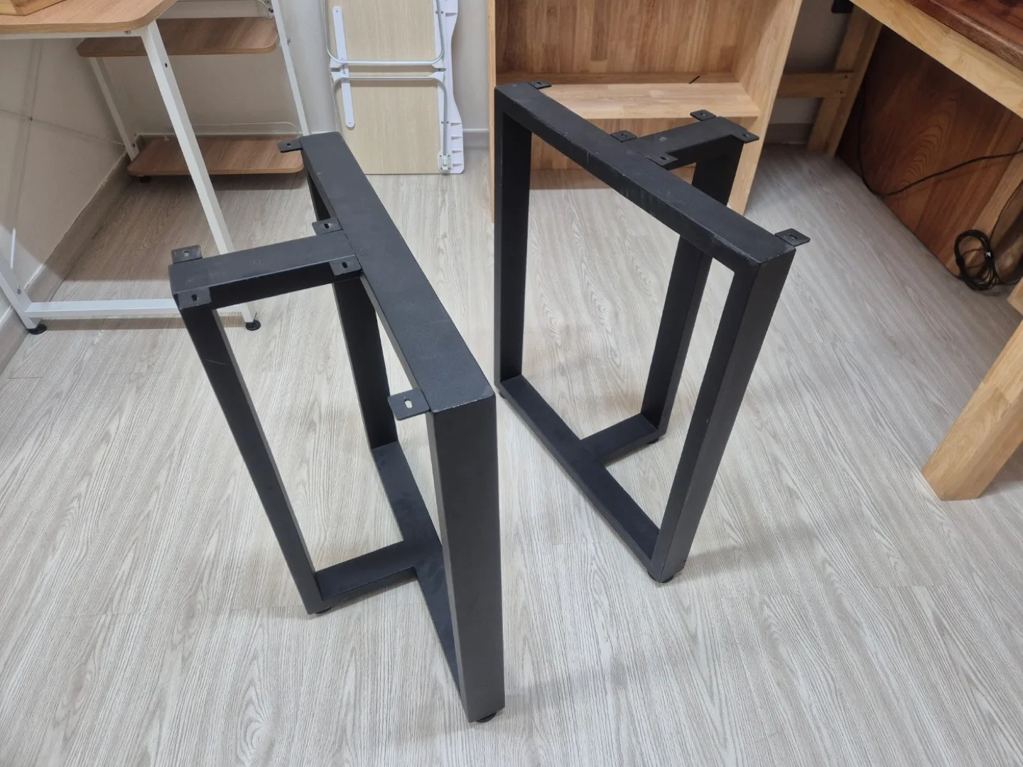 우드슬랩용 철제다리