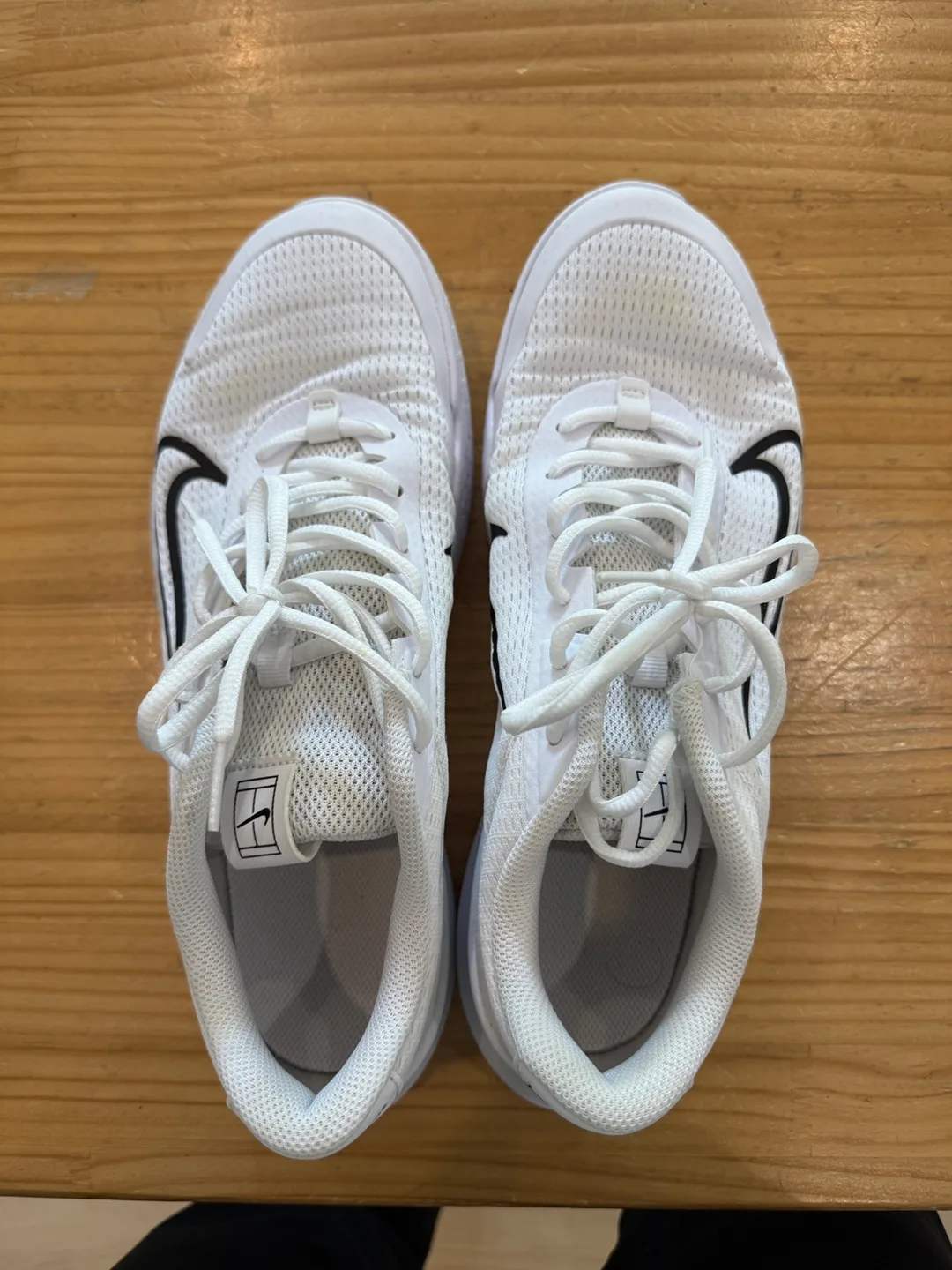 나이키 코트 베이퍼라이트2 테니스화