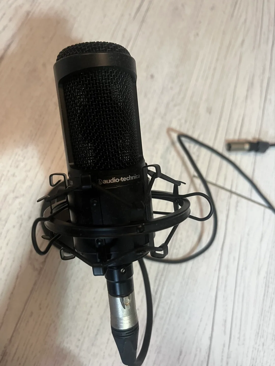 오디오테크니카 AT2020 마이크