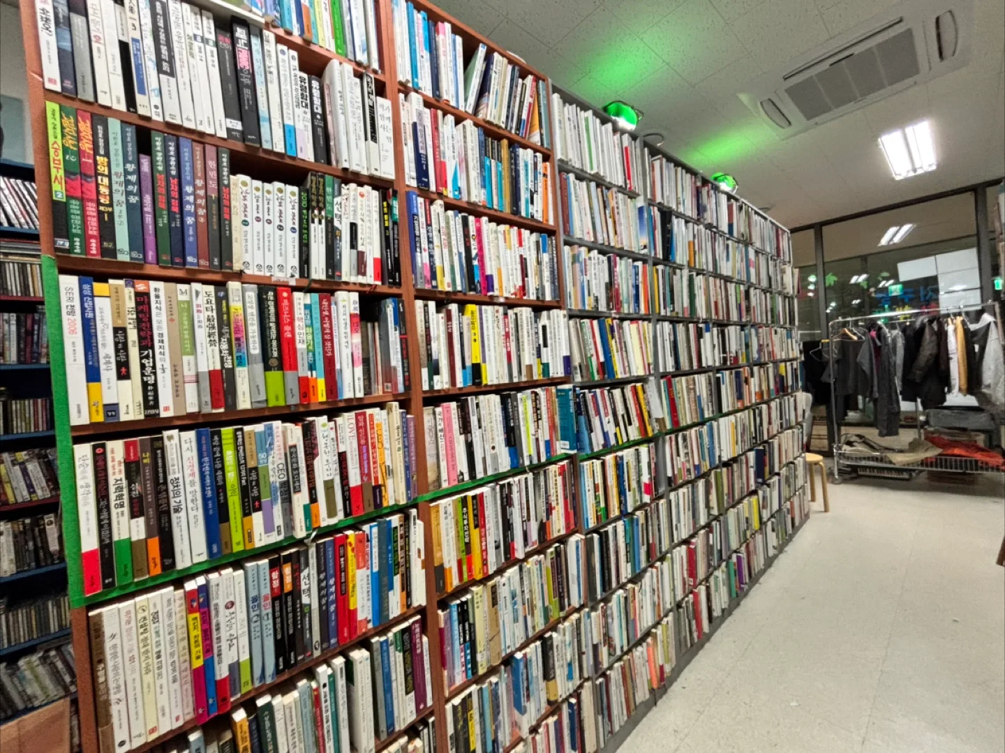 일반 도서 아동도서 DVD CD 개/권 당 1,000원(중고책)