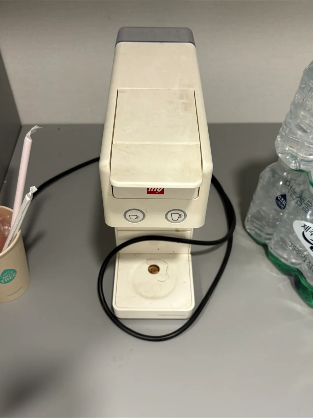 일리 Y3.2 커피머신 화이트 중고