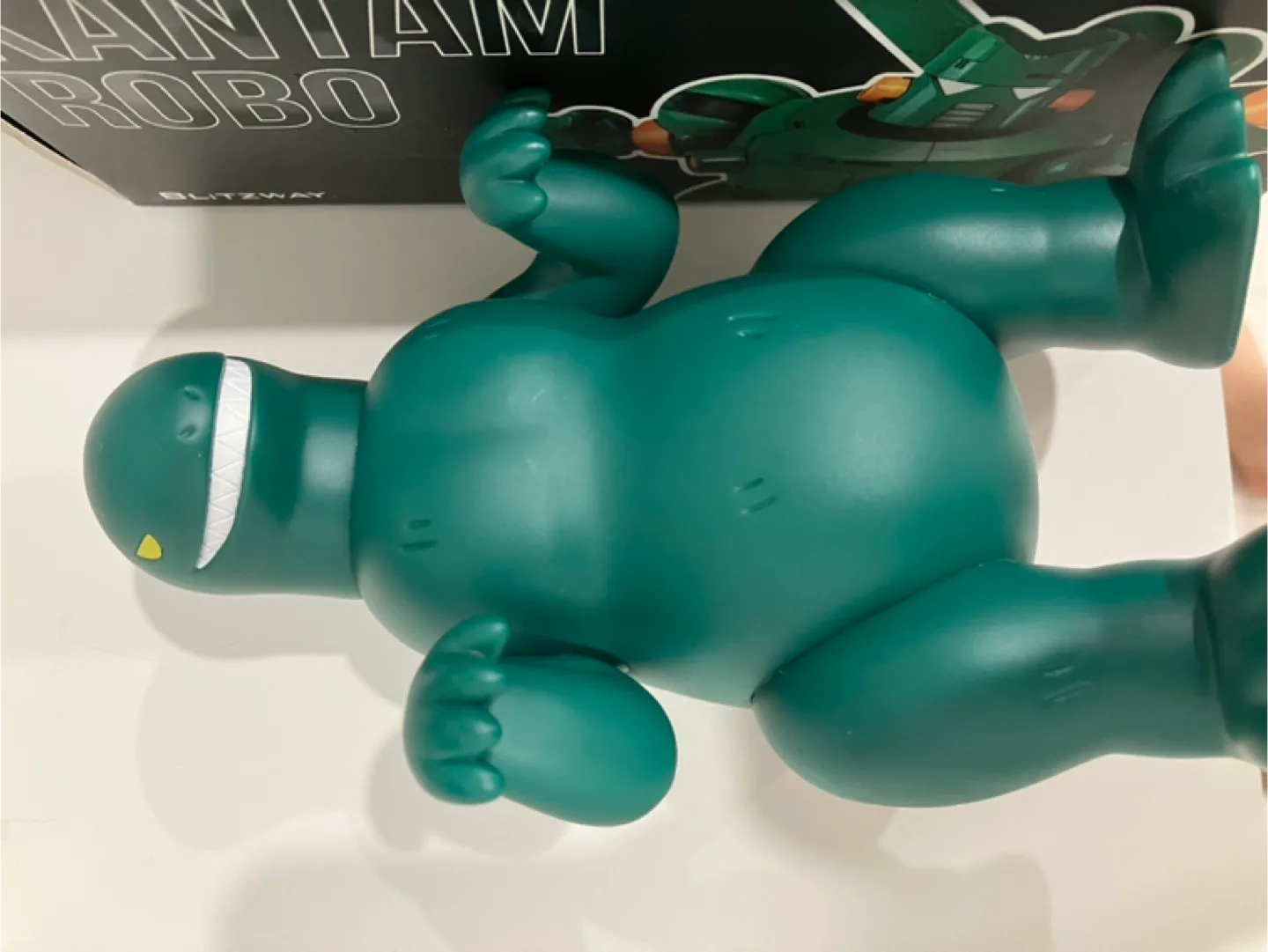 반프레스토 엉덩이 괴수 피규어 팝니다(중고)