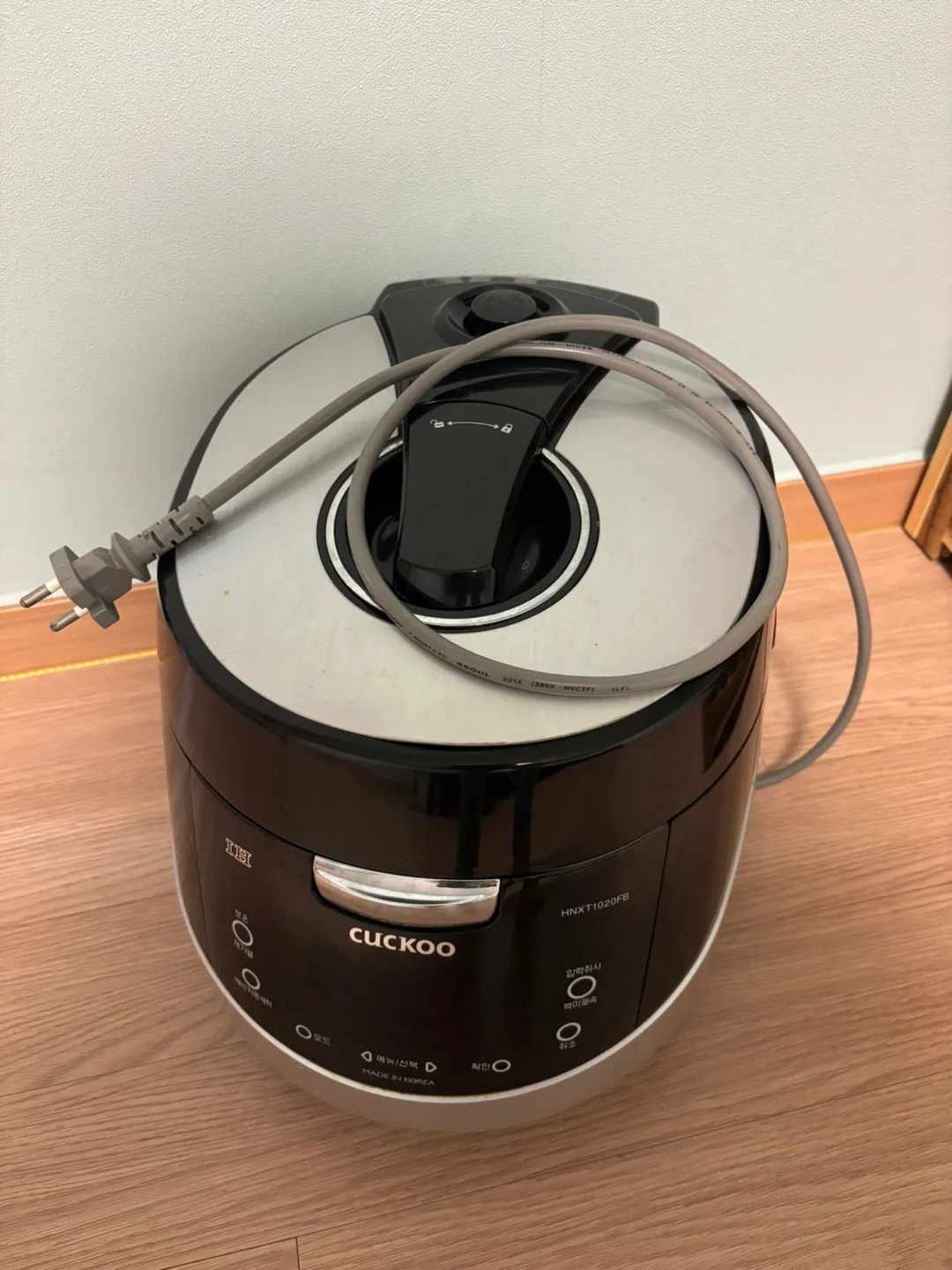 쿠쿠 IH압력밥솥 10인용 중고 팝니다