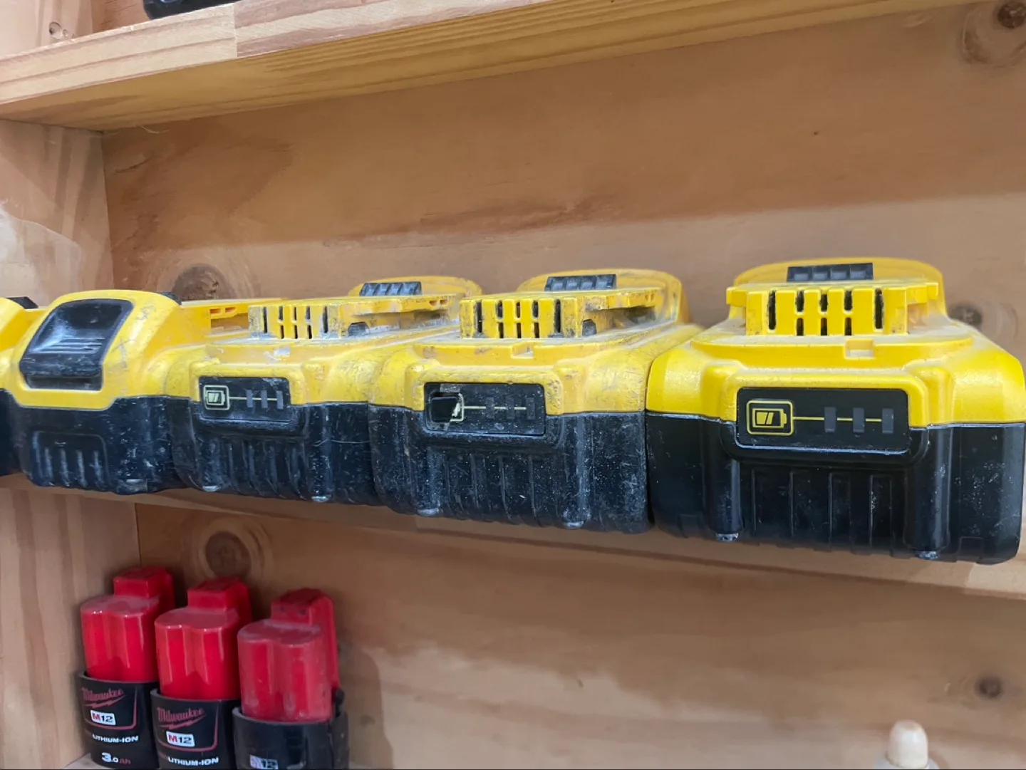 디월트 배터리20V5.0