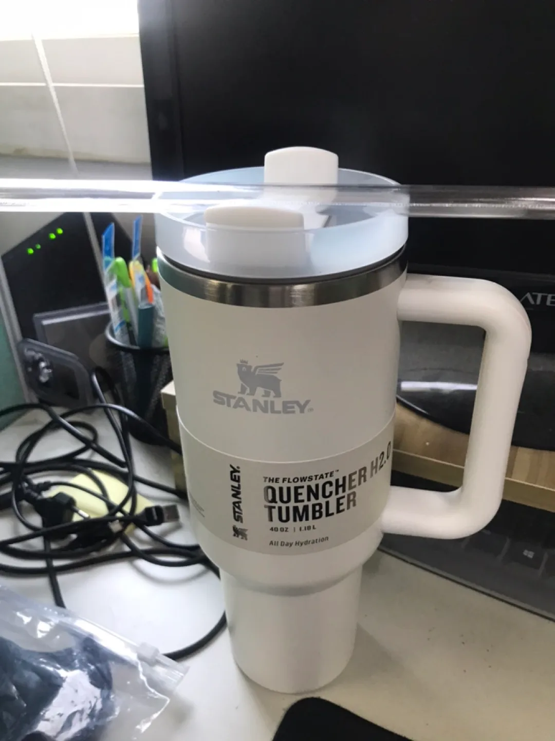 STANLEY 퀀처 텀블러 프로스트 화이트