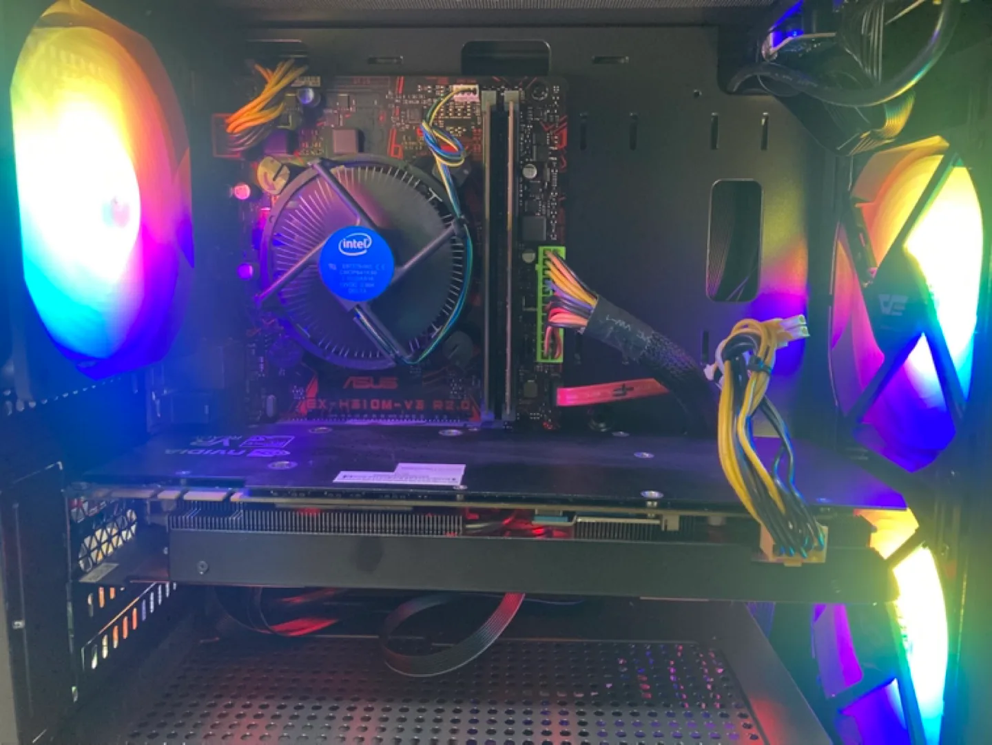 I5-9400F / GTX 1080 8G 중고 PC 팔아요