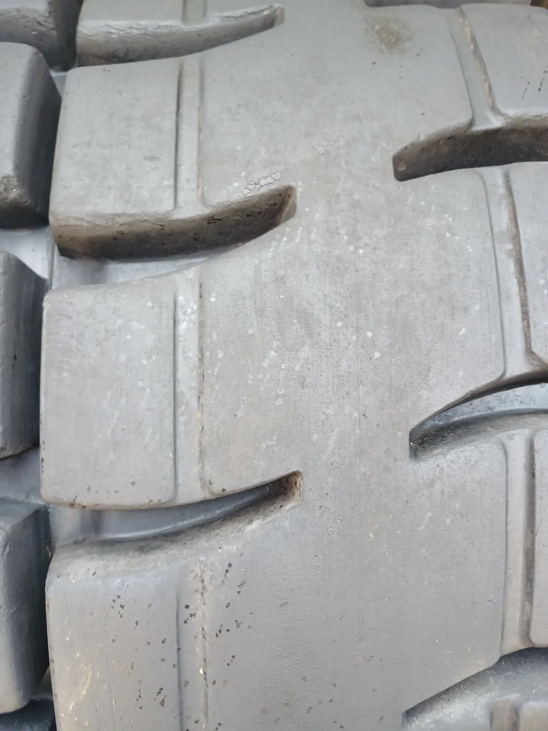 지게차 중고 통타이어 싸게 6개 팝니다