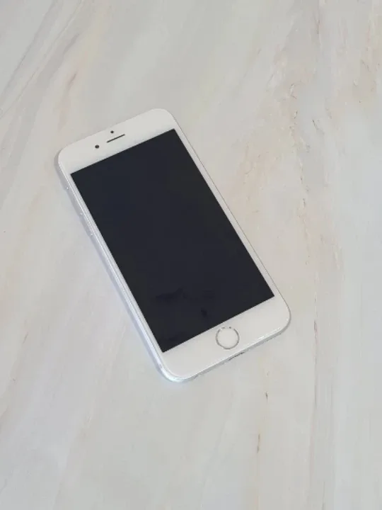 아이폰6 예비폰이나 음악용으로 추천