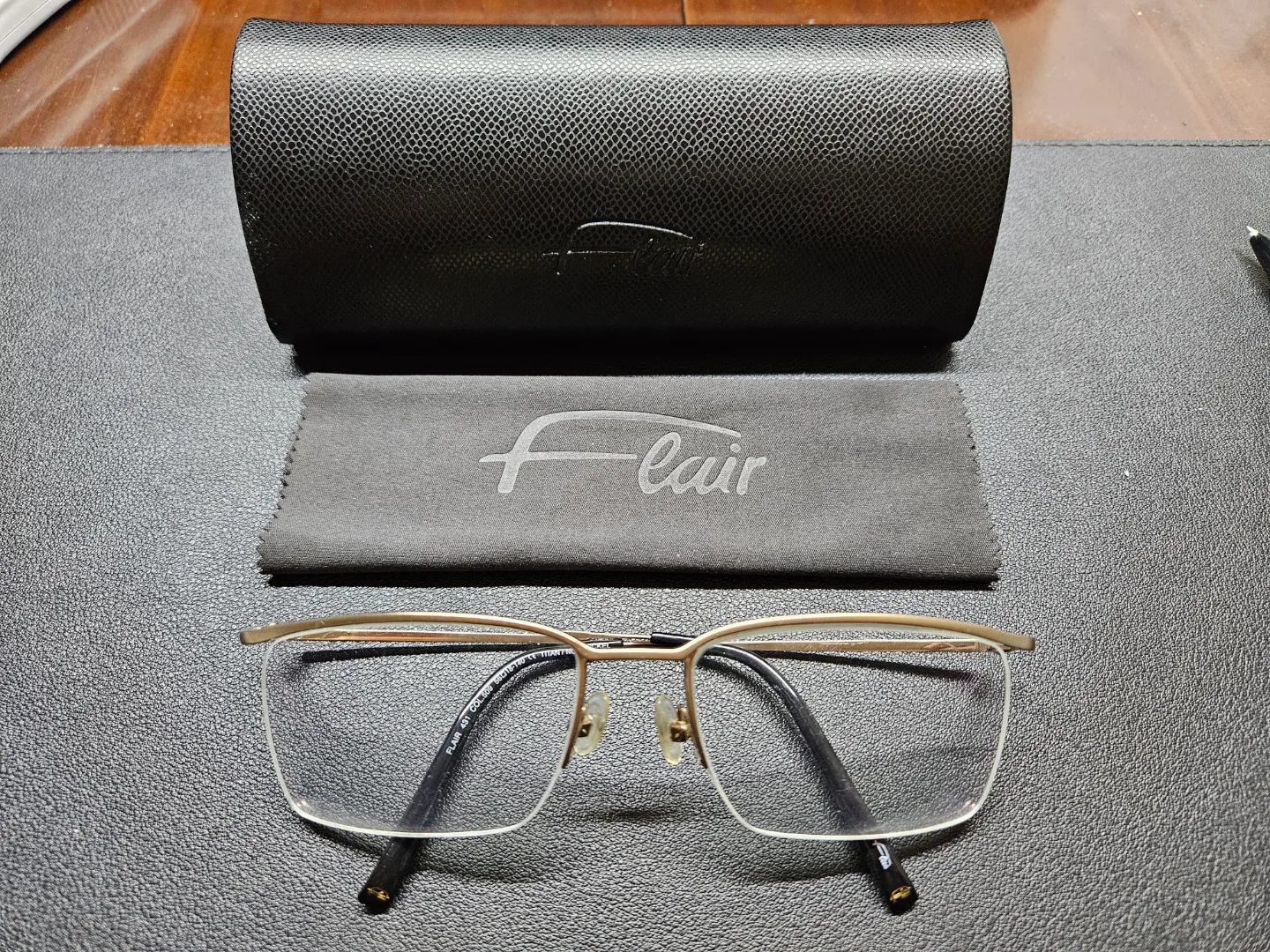 수입(독일) 반테 안경 FLAIR 정품 중고 판매합니다
