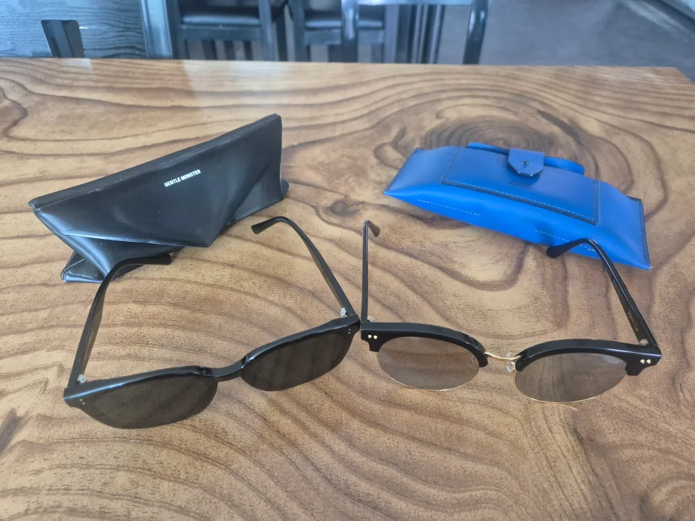 젠틀몬스터 선글라스 2개 팝니다